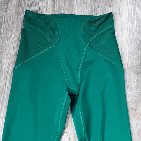 Savage X Fenty Sport Leggings medium 8-10 green - Picture 3 of 9